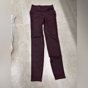 ECHT arise scrunch high waisted Leggings color berry size xs